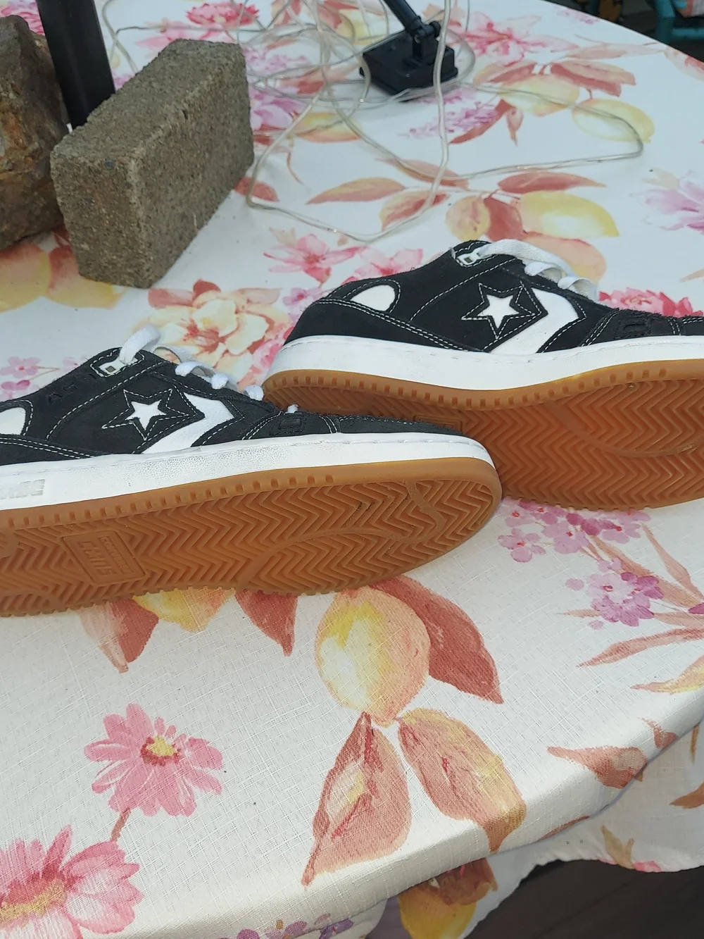 Converse Womans Black and White Star Retro Sneakers
